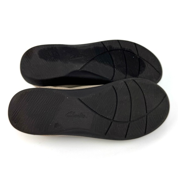 Women Clark’s Cloudstepper Sillian Jetay Flat Loafer Slip on Sand 5 - Picture 7 of 8